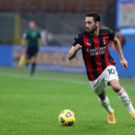 Hakan Calhanoglu wciąż bez porozumienia z Milanem
