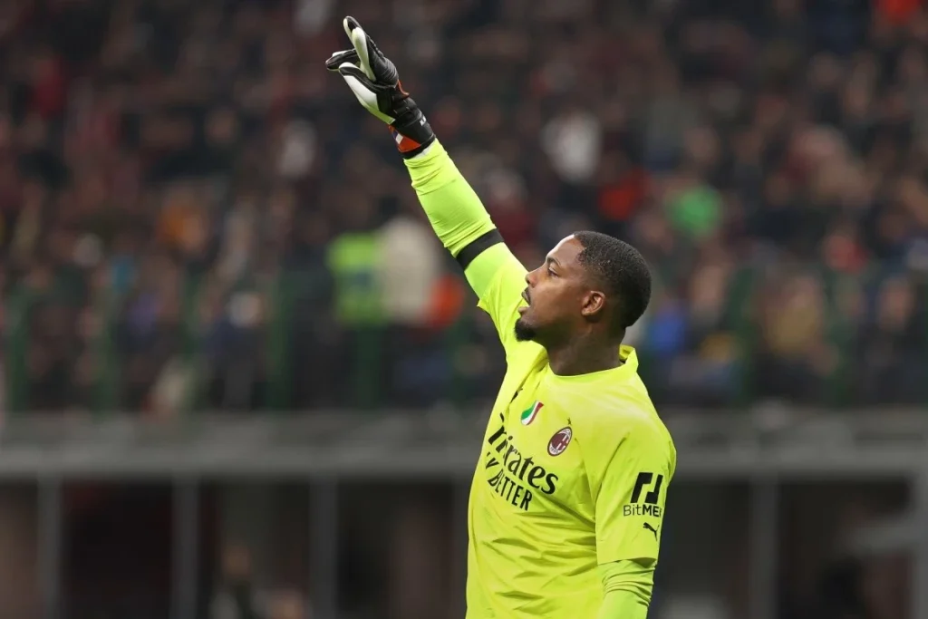 Gdzie obejrzeć mecz Lazio Rzym – AC Milan? Transmisja na żywo i online (04.12.2025) AC Milan - Mike Maignan 3